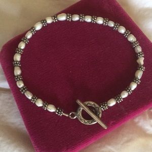 Fresh water pearl bracelet